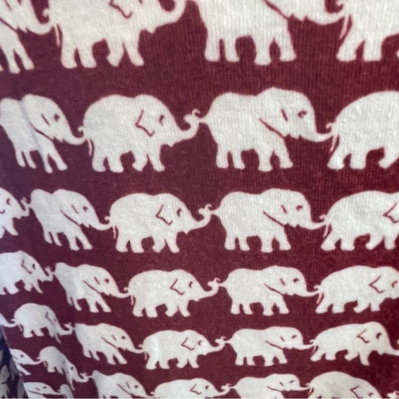 Burgundy Elephant Print V-Neck Blouse - Picture 5 of 5